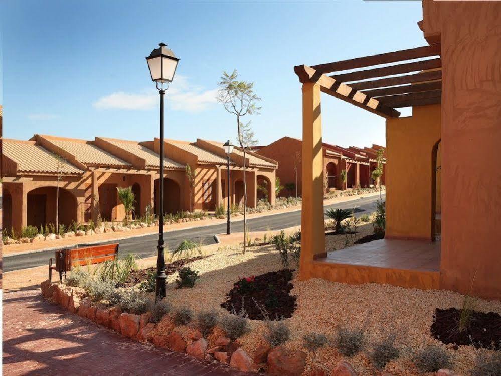 Santara Resort And Spa Санта Пола Екстериор снимка