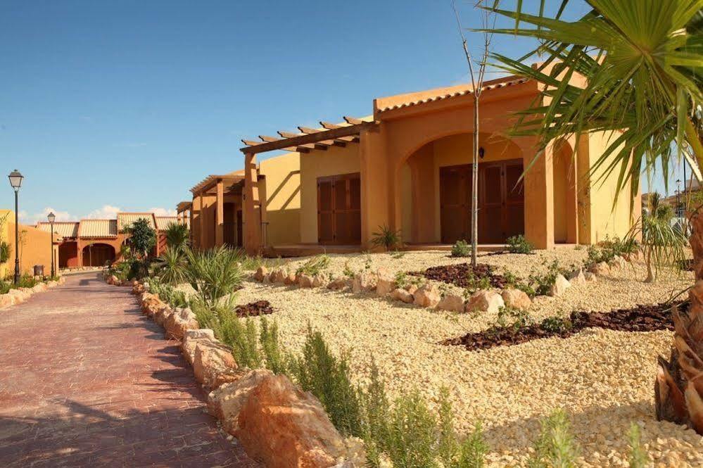 Santara Resort And Spa Санта Пола Екстериор снимка