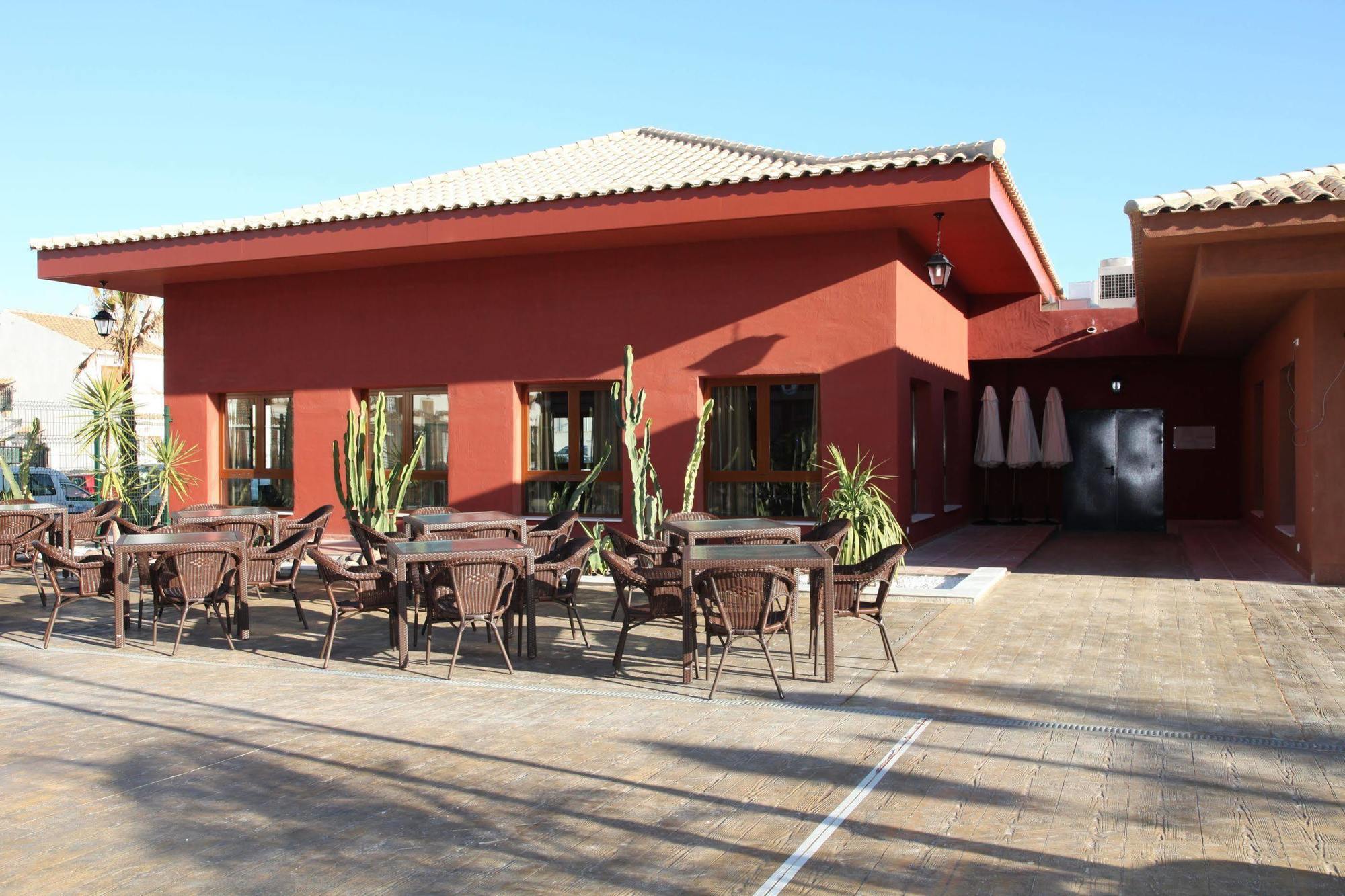 Santara Resort And Spa Санта Пола Екстериор снимка